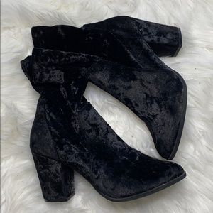 Velvet Booties in Black - Size 8